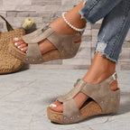 Sandálias Retro Anabela | Mulher | Preto, Bege, Marrom