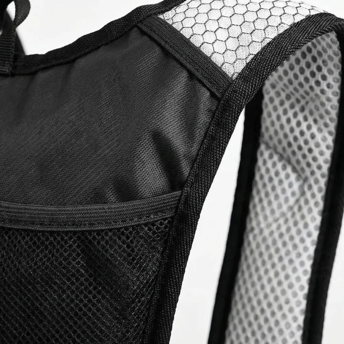 Iris | Mochila de Hidratação para Ciclismo 10L | Resistente, Compacta | com Reservatório