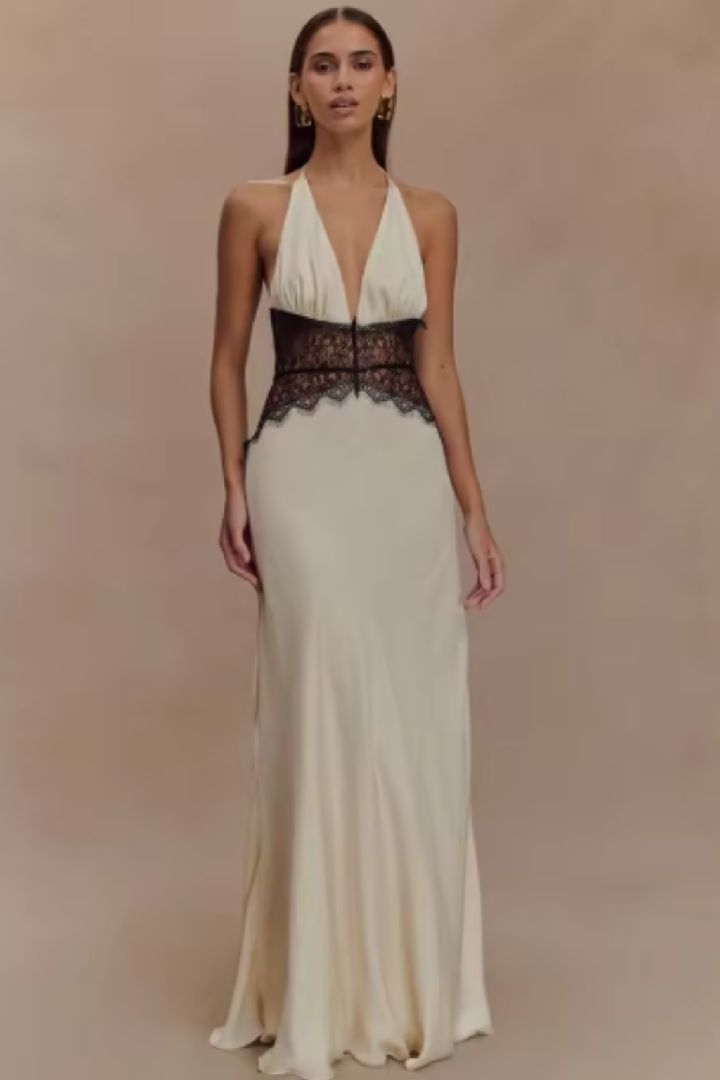Nova | Vestido Maxi Mulher Halter Costas Nuas Renda