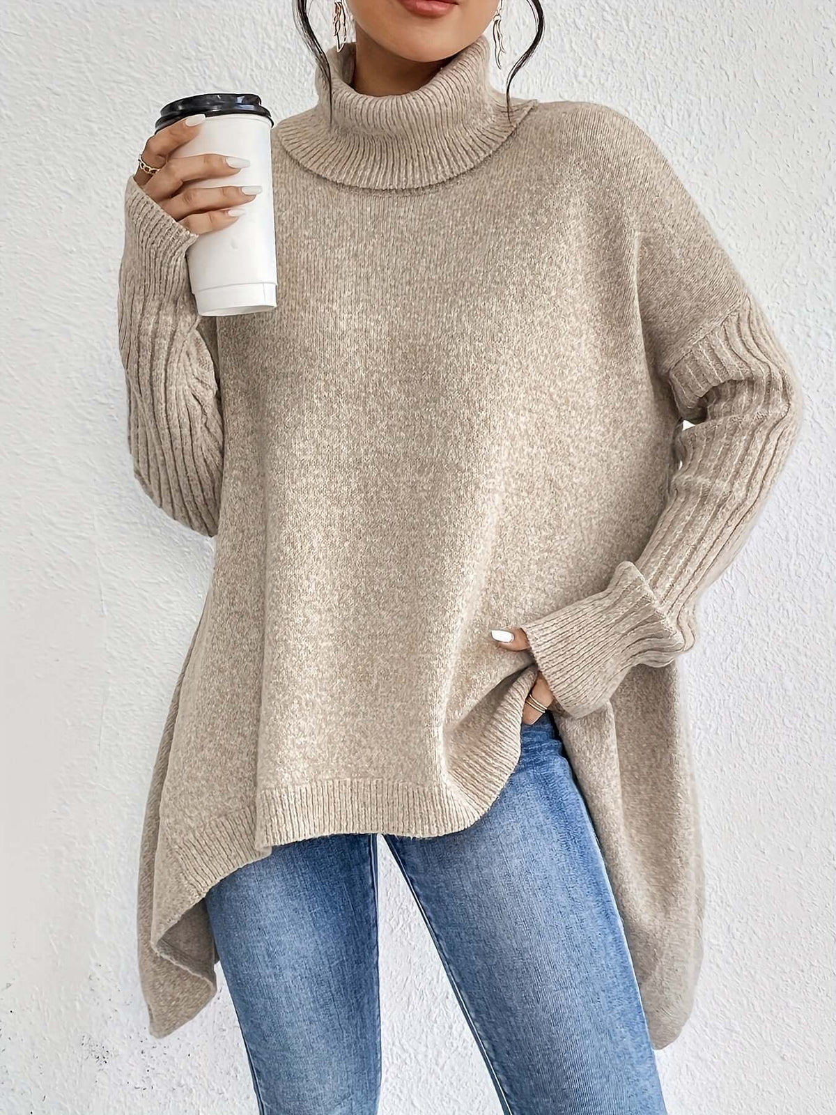 Yvaine | Camisola Feminina Gola Alta Bainha Assimétrica