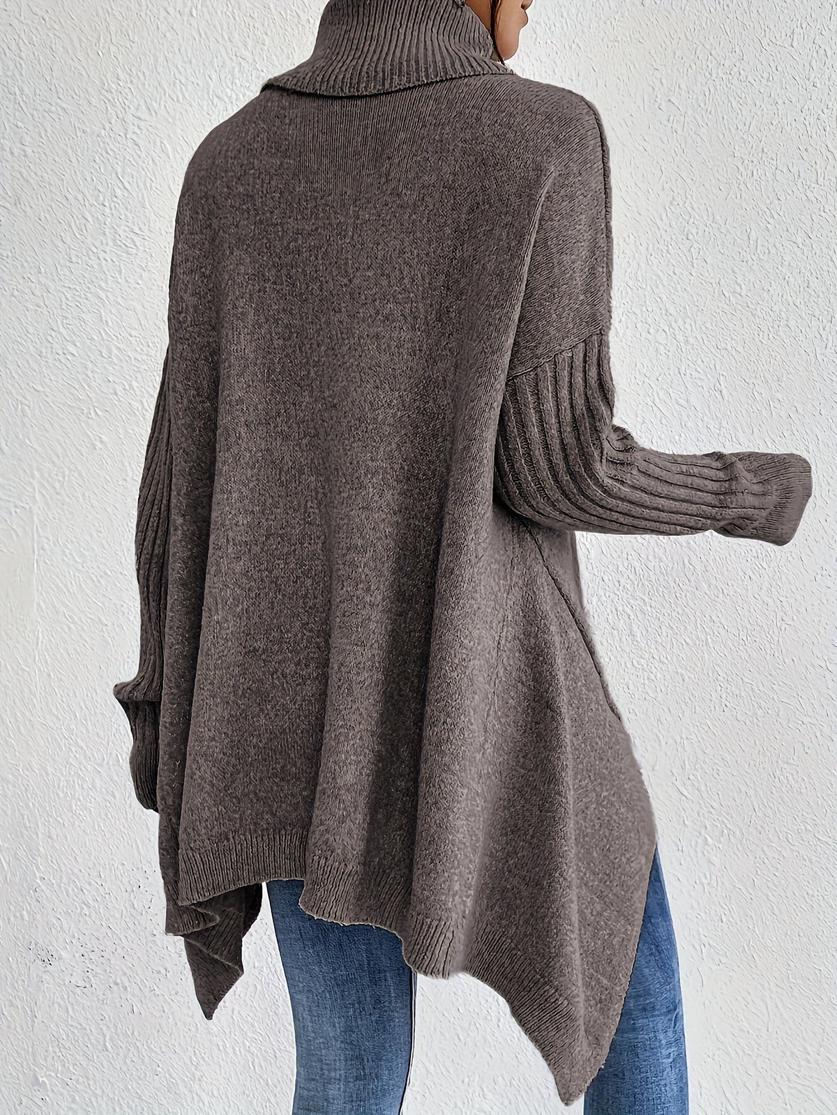 Mulher Camisola Tricot Gola Alta Assimétrica