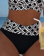 Bikini Feminino Xadrez Sem Aro Calcinha Alta