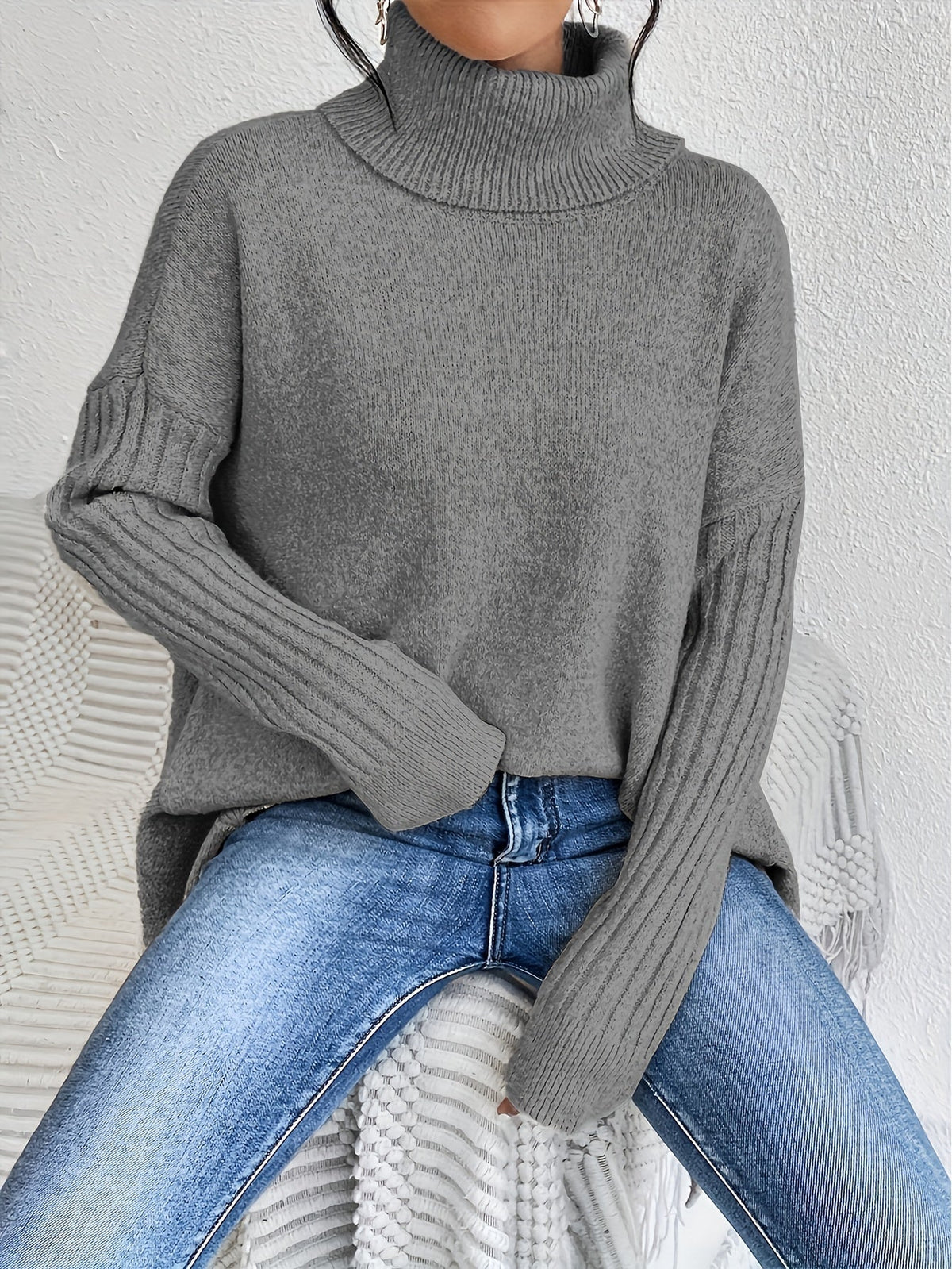 Mulher Camisola Tricot Gola Alta Assimétrica
