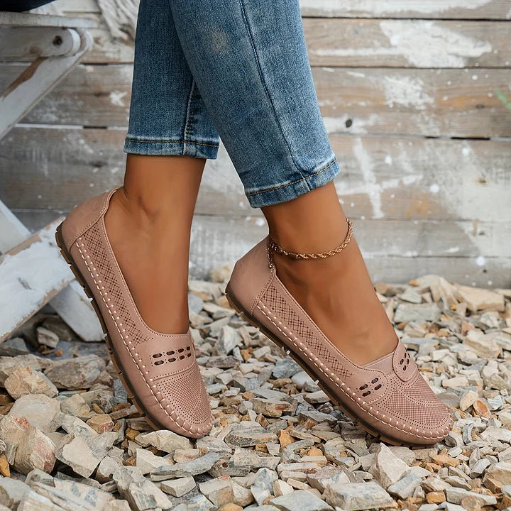 Halcyon | Mulheres Loafers Slip On Perfurados Confortáveis