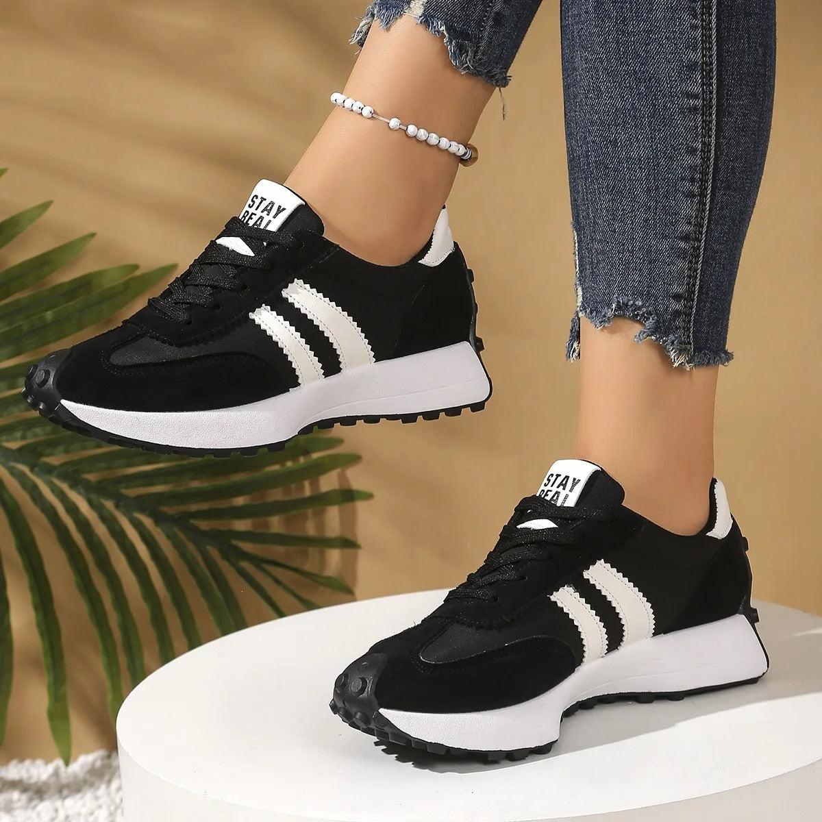 Anouk | Mulher Sneakers Plataforma Chunky Retro com Atacadores