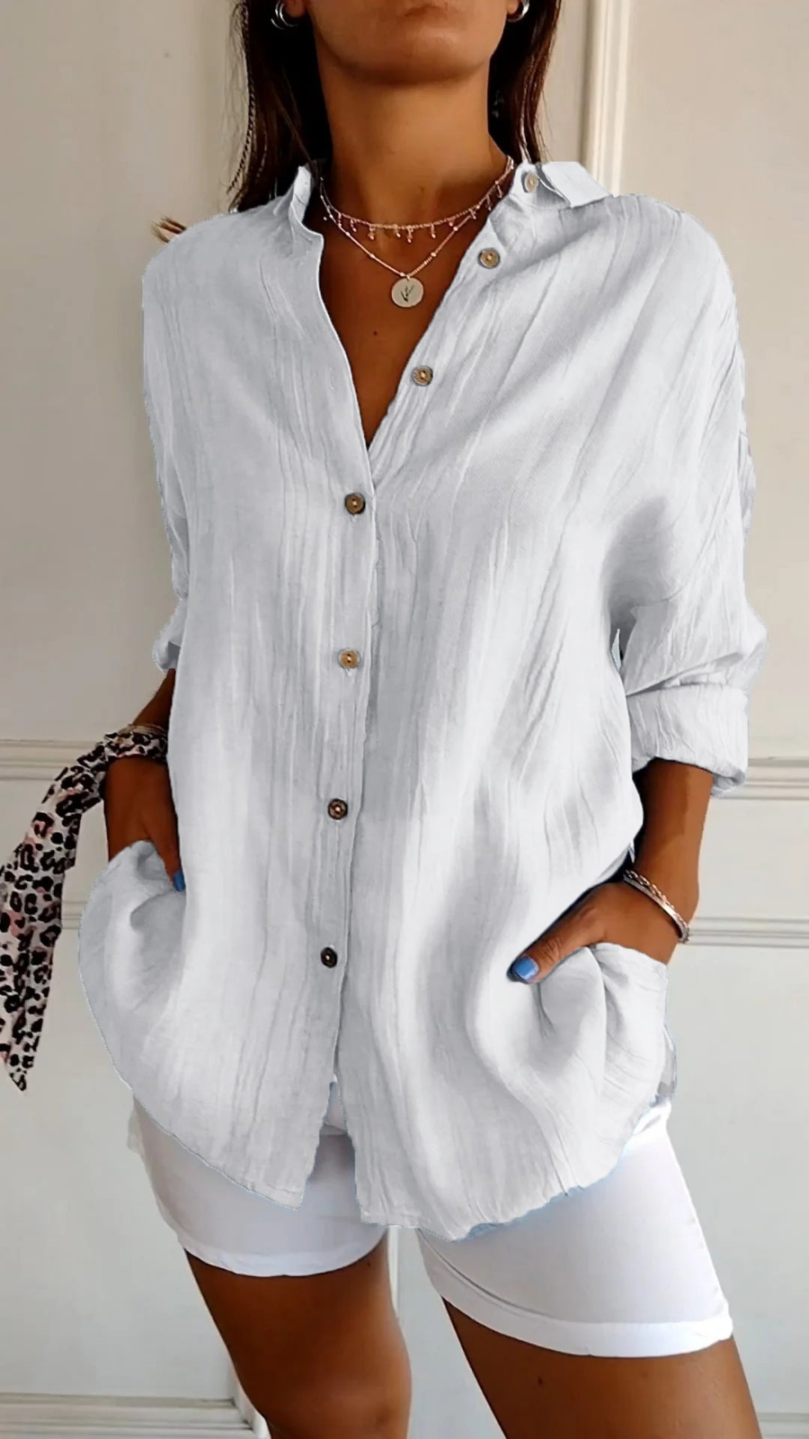 Della | Camisa Feminina Linho Oversized com Botões e Colarinho