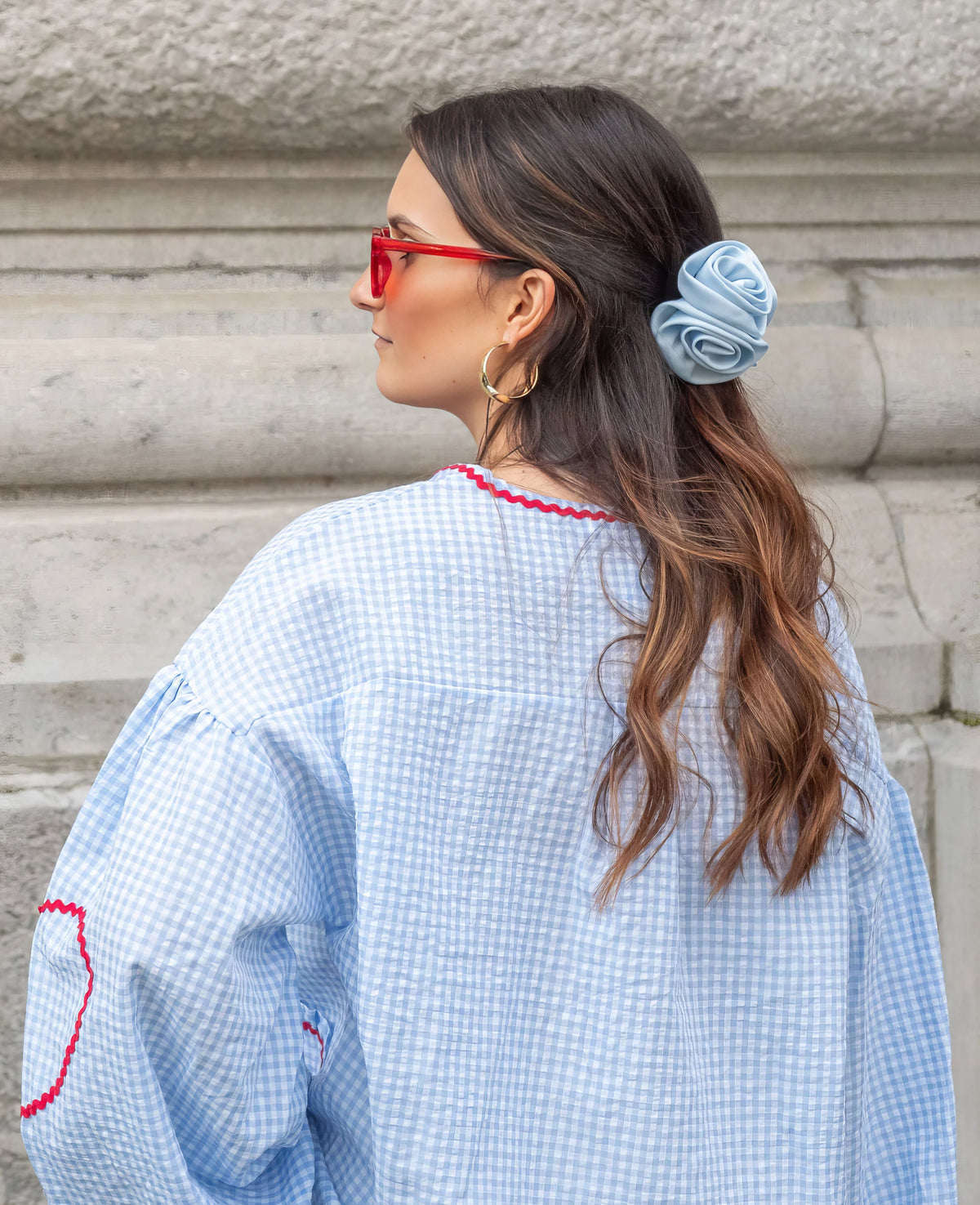 Maeve | Blusa Feminina Xadrez Romântica com Laço e Coração
