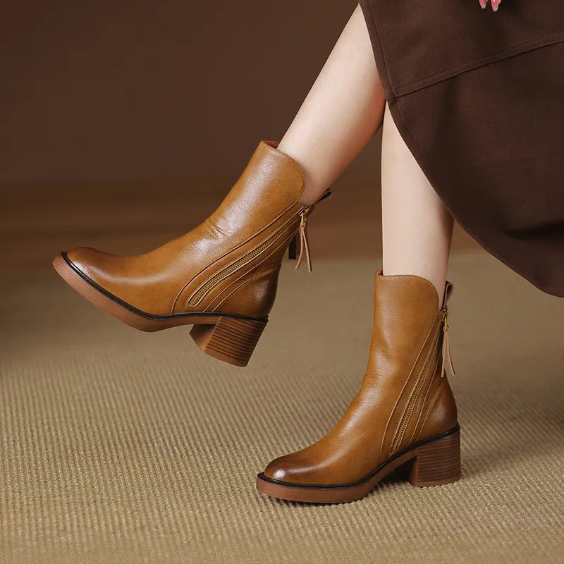 Botas Femininas | Cano Médio, Solado Resistente | Elegância