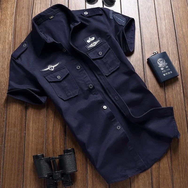 Greta | Camisa Masculina Manga Curta Bolsos Cargo