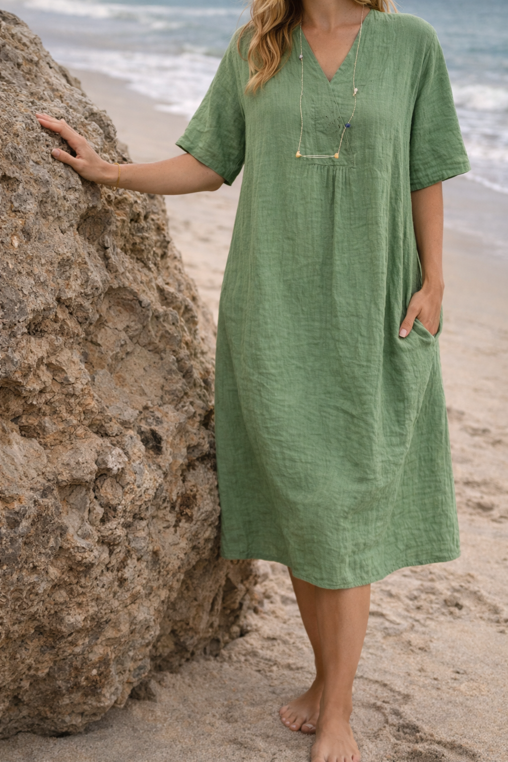 Vestido Midi de Linho | Decote em V, Conforto para Clima Quente