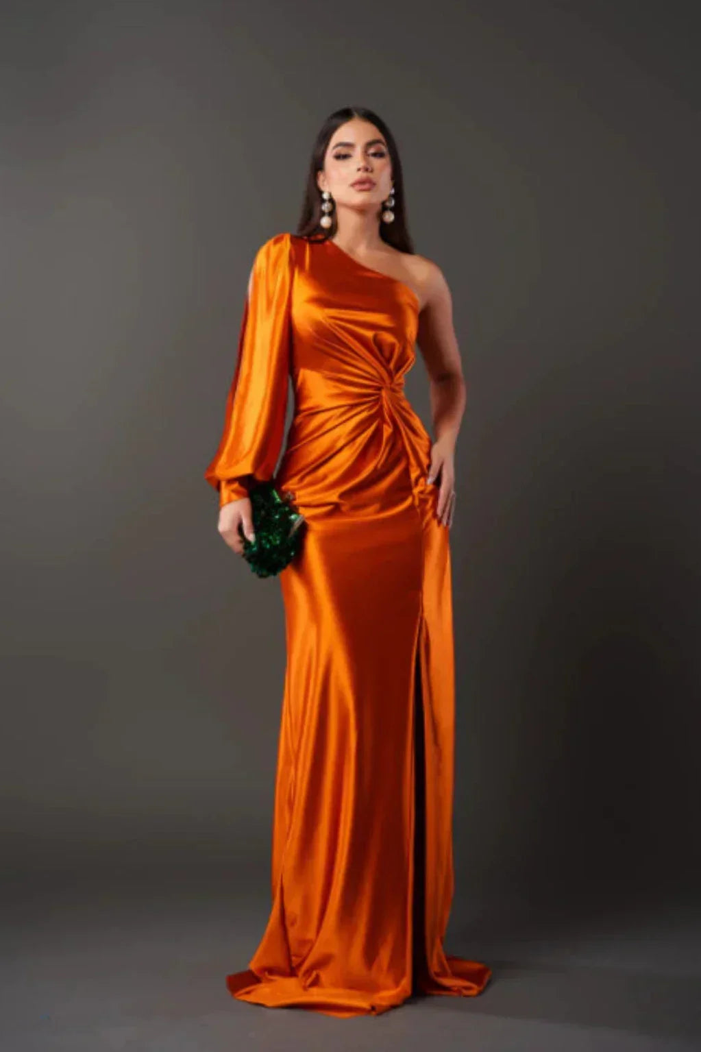 Vestido Maxi Cetim Ombro Único Feminino | Elegância Noturna