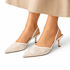Mira | Mulher Scarpin Mule Bordado Floral Bico Fino
