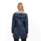 Impermeável Feminino | Capa de Chuva com Capuz | Leve, Elegante