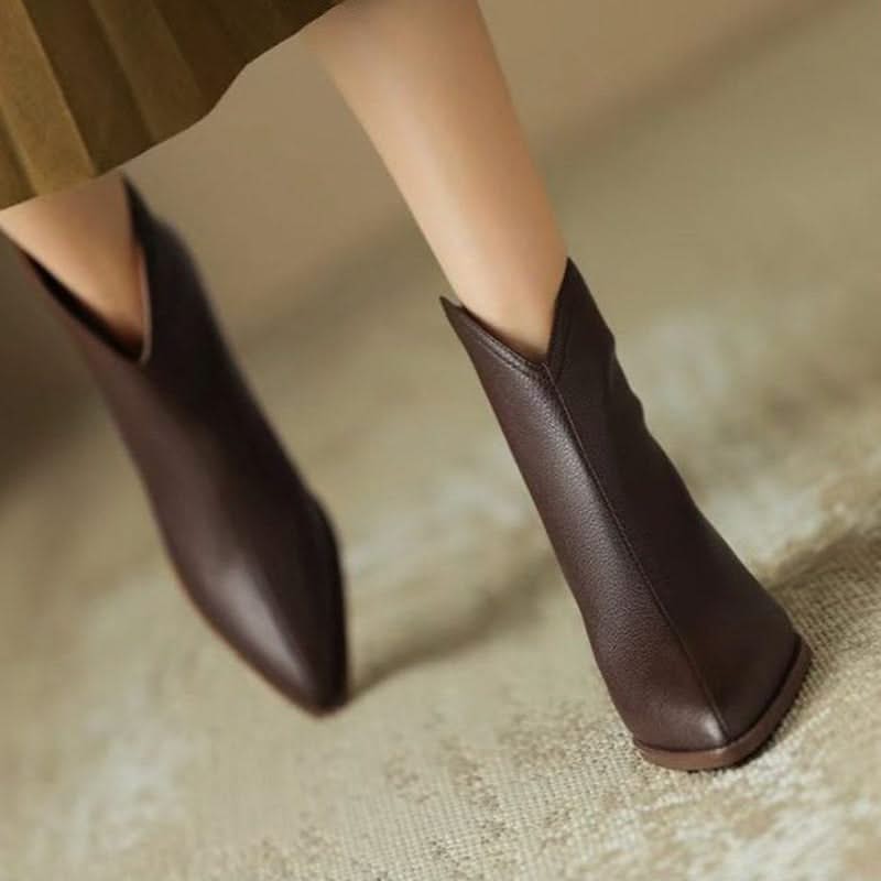 Vianne | Botas Femininas Couro Vegano Bico Fino Tornozelo