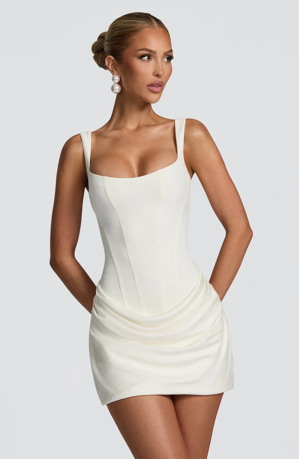 Della | Mulher Vestido Mini Decote Quadrado Costas com Atacadores
