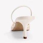 Mira | Mulher Scarpin Mule Bordado Floral Bico Fino