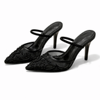 Mira | Mulher Scarpin Mule Bordado Floral Bico Fino