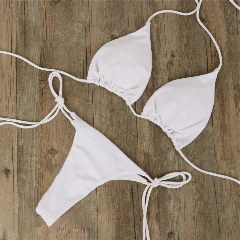 Biquíni feminino microperfurado para um bronzeado uniforme