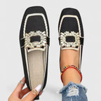 Marlow | Mocassins Femininos Bico Quadrado com Tira Decorativa