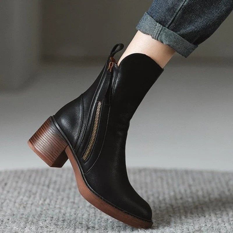 Botins de Salto Alto com Fecho de Correr