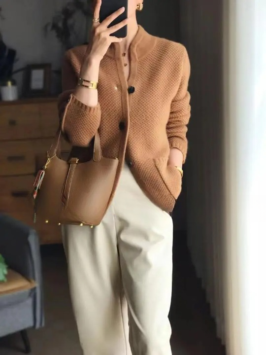 Faye | Cardigan Feminino Caxemira Botões Clássico