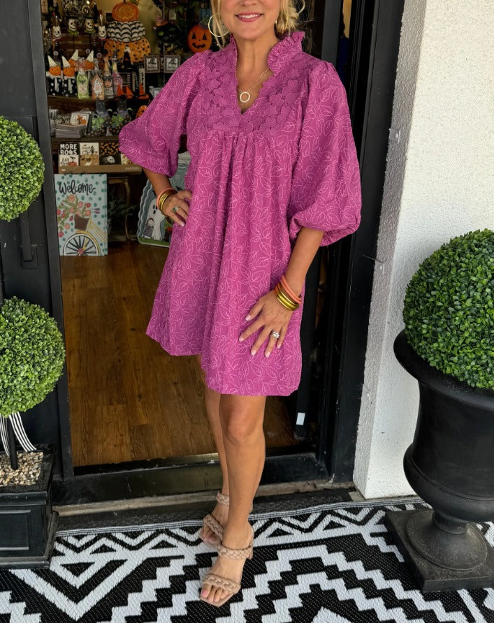 Vestido Feminino de Cetim Mangas Balão Decote V