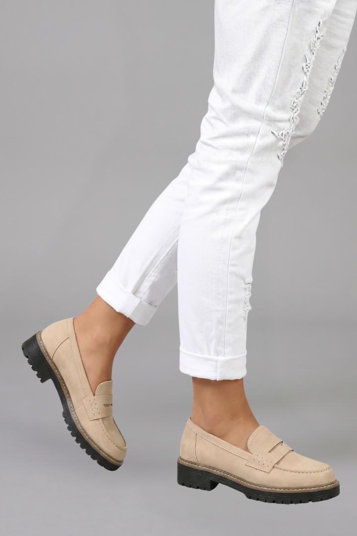 Xanthe | Mocassins Femininos Camurça Bico Redondo
