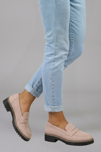 Xanthe | Mocassins Femininos Camurça Bico Redondo