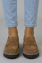 Xanthe | Mocassins Femininos Camurça Bico Redondo