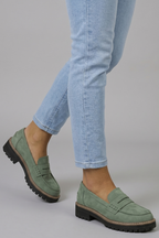 Xanthe | Mocassins Femininos Camurça Bico Redondo