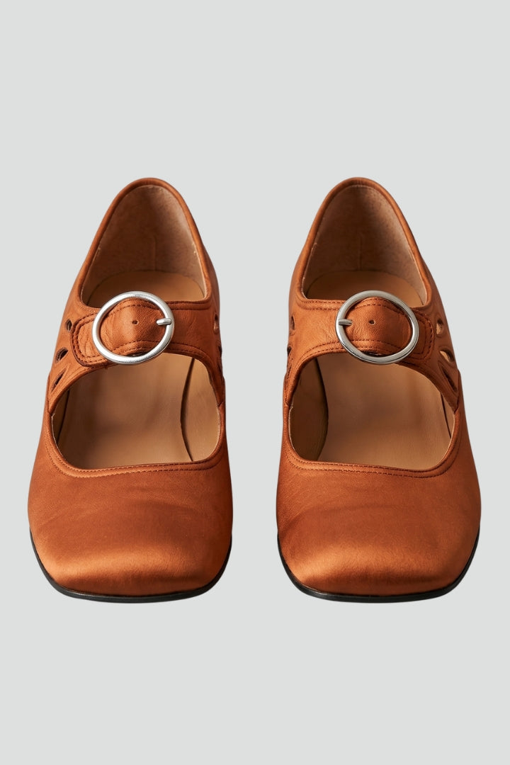 Aria | Sapatos Femininos Couro Salto Baixo Fivela