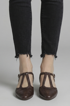 Iris | Sapatilhas Mary Jane Femininas Bico Fino Fivela