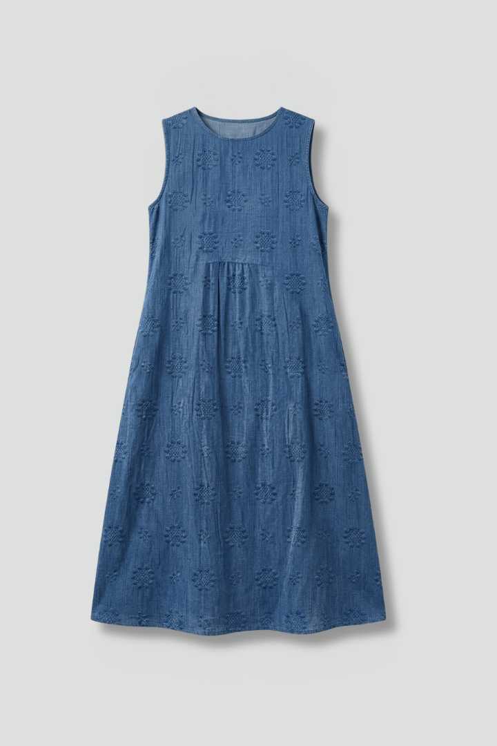 Vestido midi feminino gola redonda sem mangas com superfície texturizada e bolsos laterais