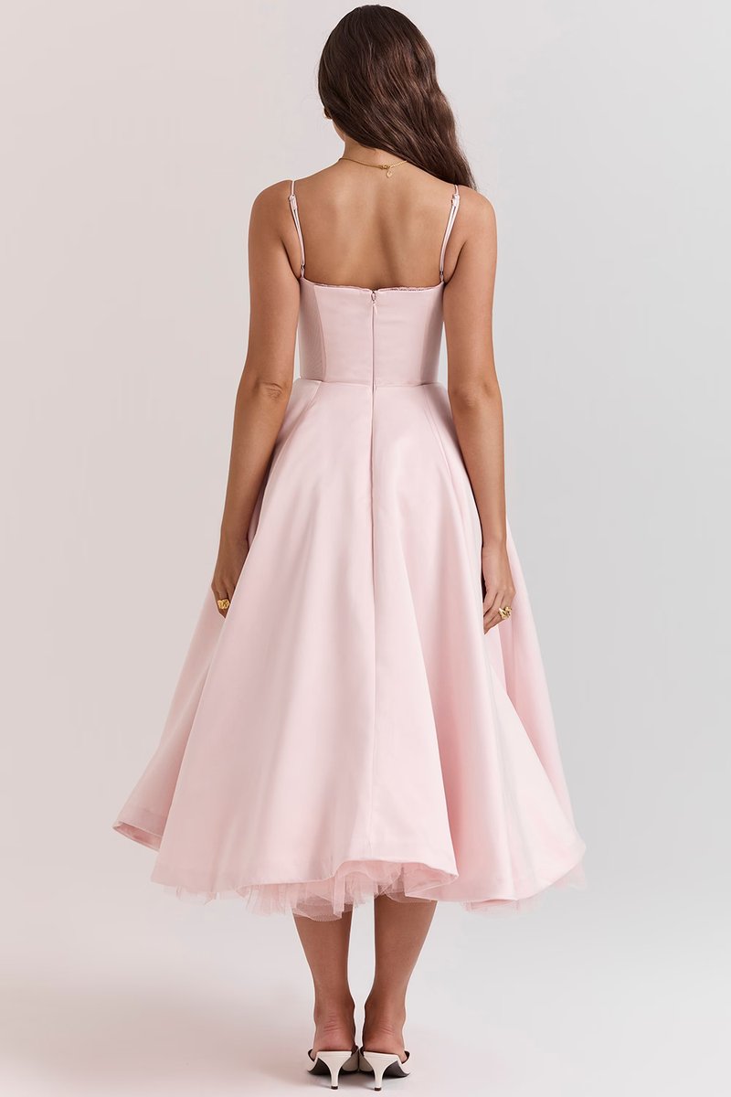 Freya | Vestido Midi Feminino Evasê com Alças Ajustáveis e Bojo