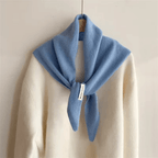 Aria | Lenço Triangular de Lã Tricotado Feminino