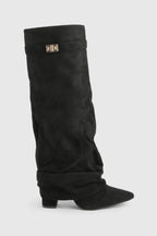 Botas Slouch Femininas | Bico Pontiagudo e Salto Baixo