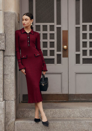 Bexcellent | Vestido Midi Canelado com Botões Feminino