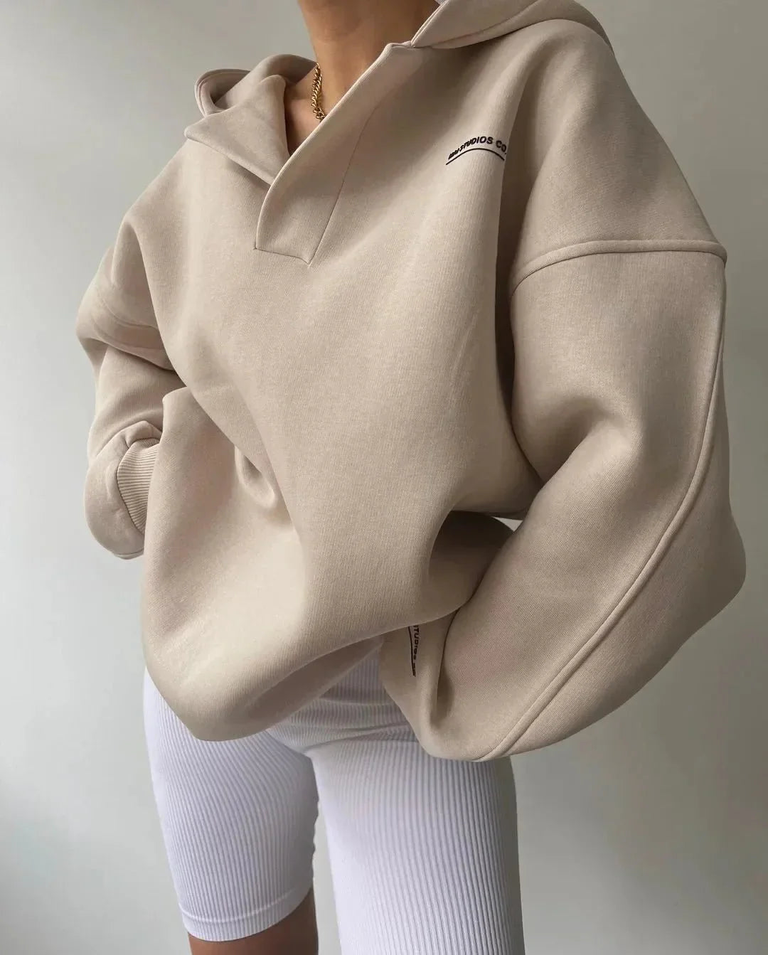 Hazel | Mulher Hoodie Oversized Pullover Gola Entalhada