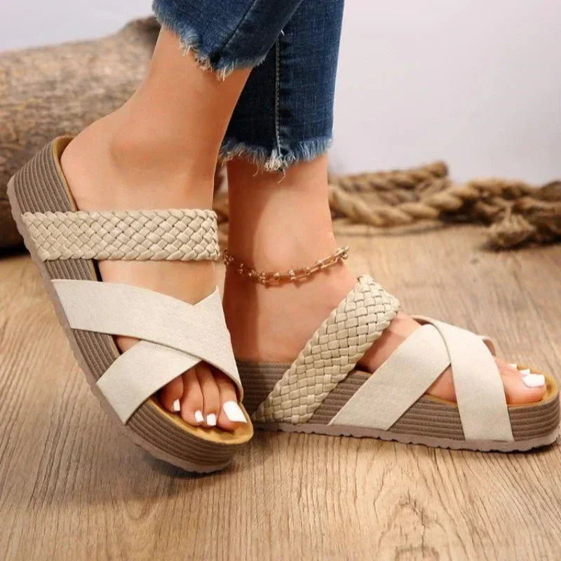 Veda | Mulher Sandália Plataforma Slip-On Ortopédica
