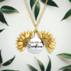 Colar Feminino | Sol, Pingente Delicado, Banhado a Ouro | Elsa