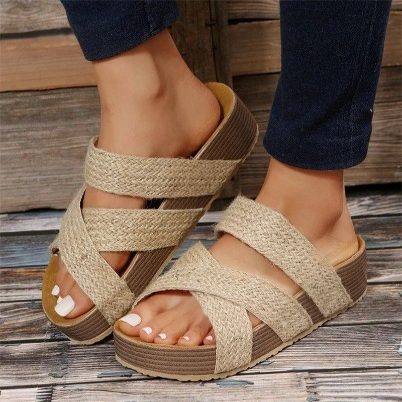 Veda | Mulher Sandália Plataforma Slip-On Ortopédica